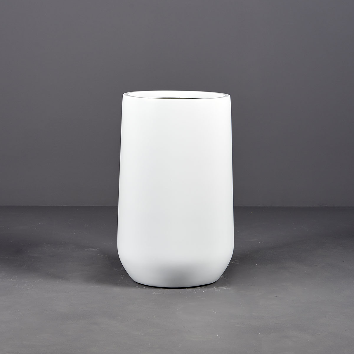 Hayden Tapered Round Outdoor Restaurant Planter