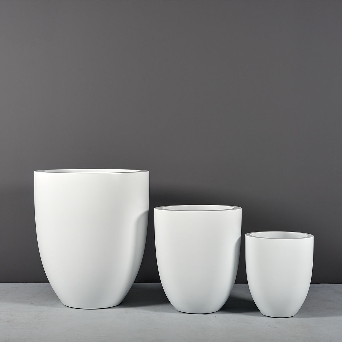 Valencia Tall Round Tapered Outdoor Restaurant Planter