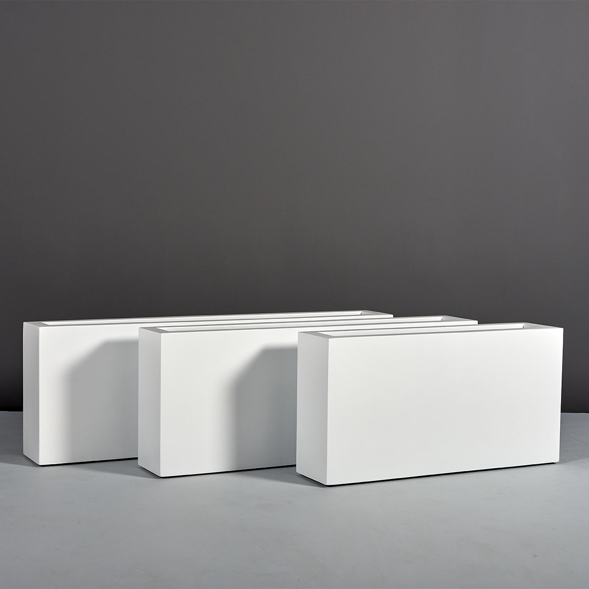 Camoux Narrow Rectangular Outdoor Restaurant Planter