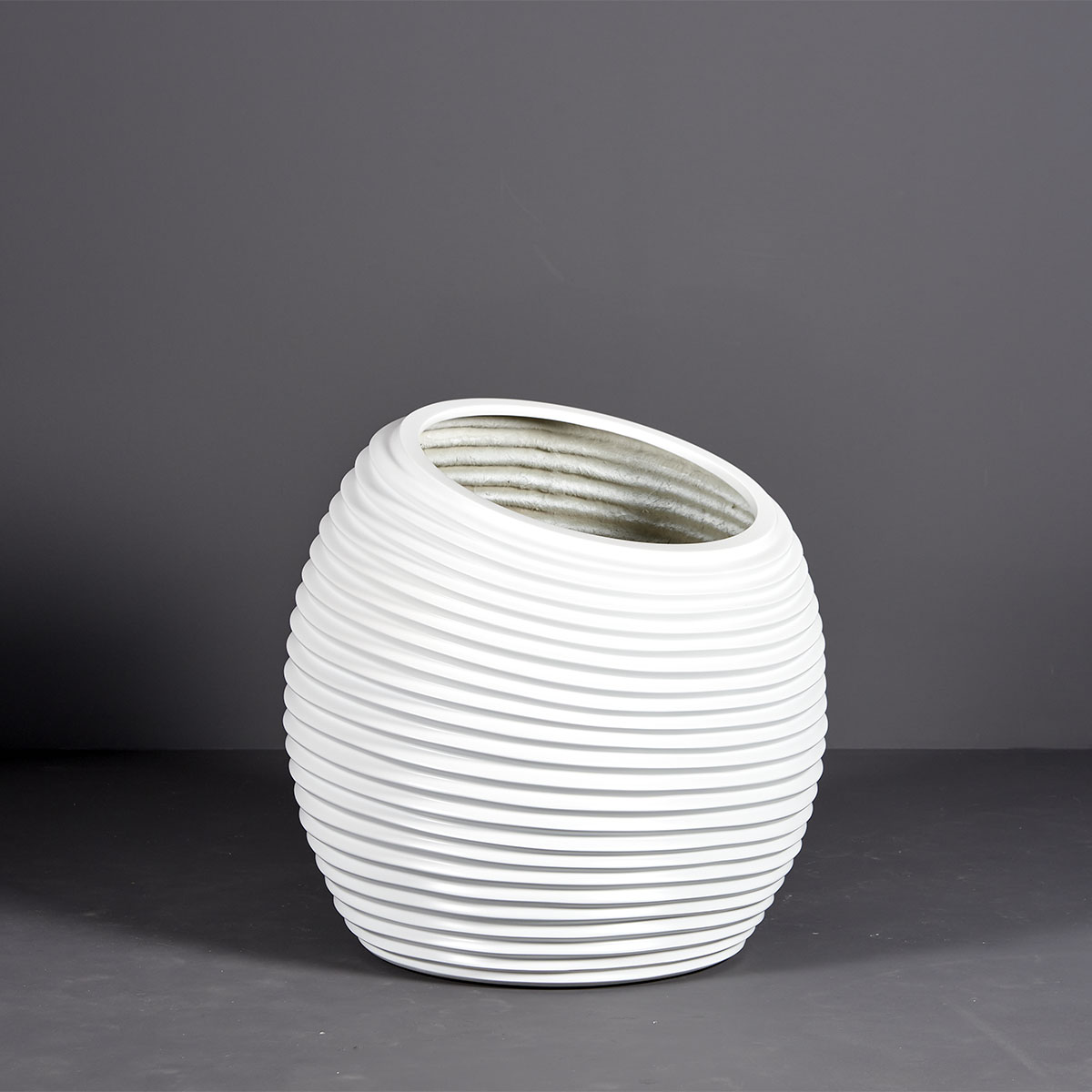 Spiral Modern Globe Outdoor Restaurant Planter