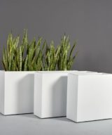 Milano Narrow Rectangular Outdoor Restaurant Planter
