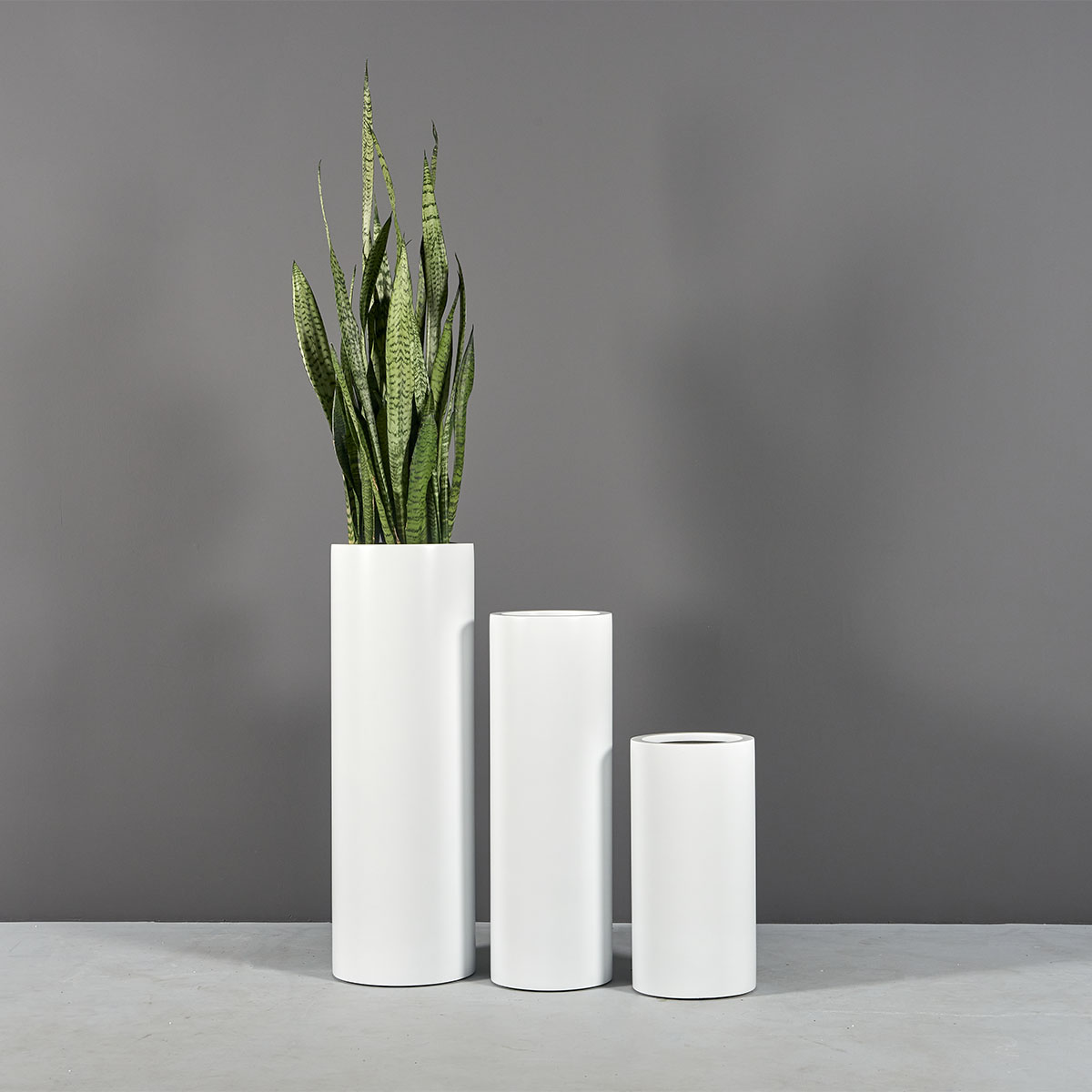 Corry Cylinder Outdoor Restaurant Planter