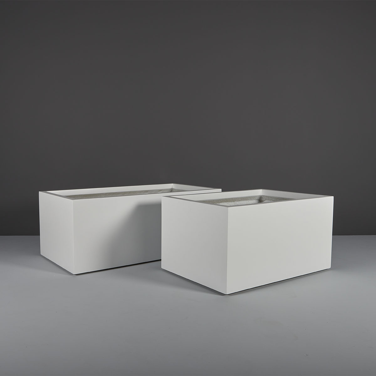 Torino Wide Rectangle Outdoor Restaurant Planter